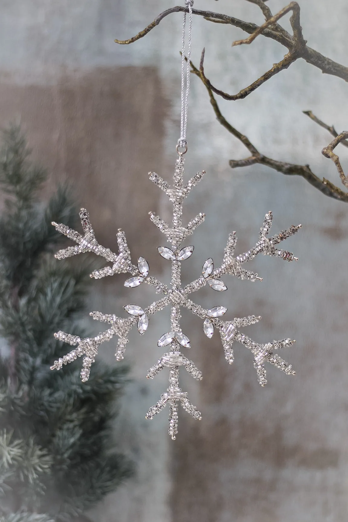 Beaded Snowflake Christmas Tree Hanger