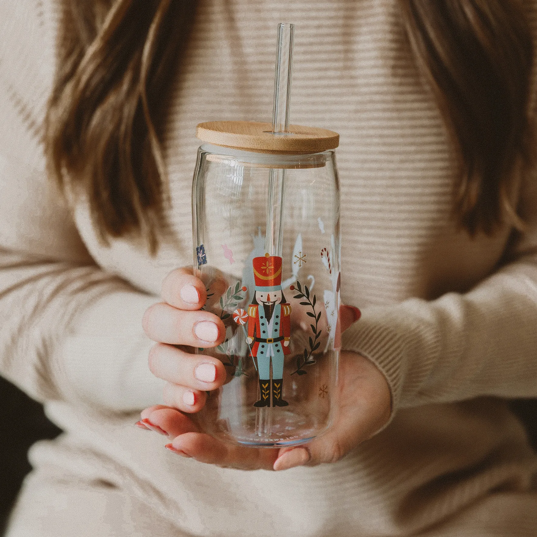 Nutcracker 17 oz Glass w/ Straw & Lid