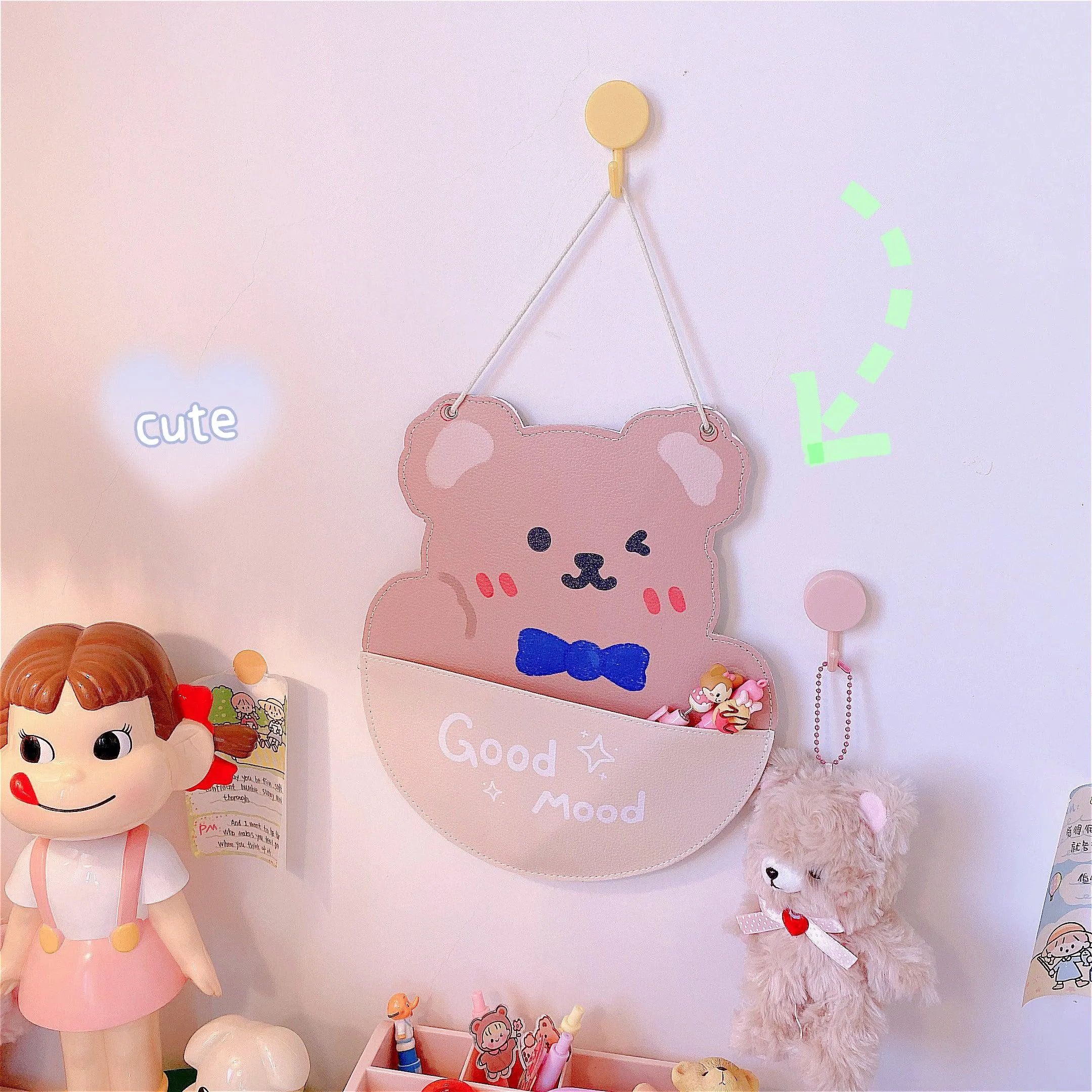 Wall-Hanging Organizer - Kawaii Animals